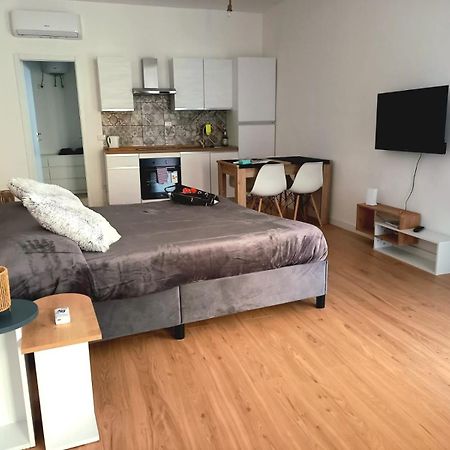 דירות רומא Casa Delle Begonie מראה חיצוני תמונה