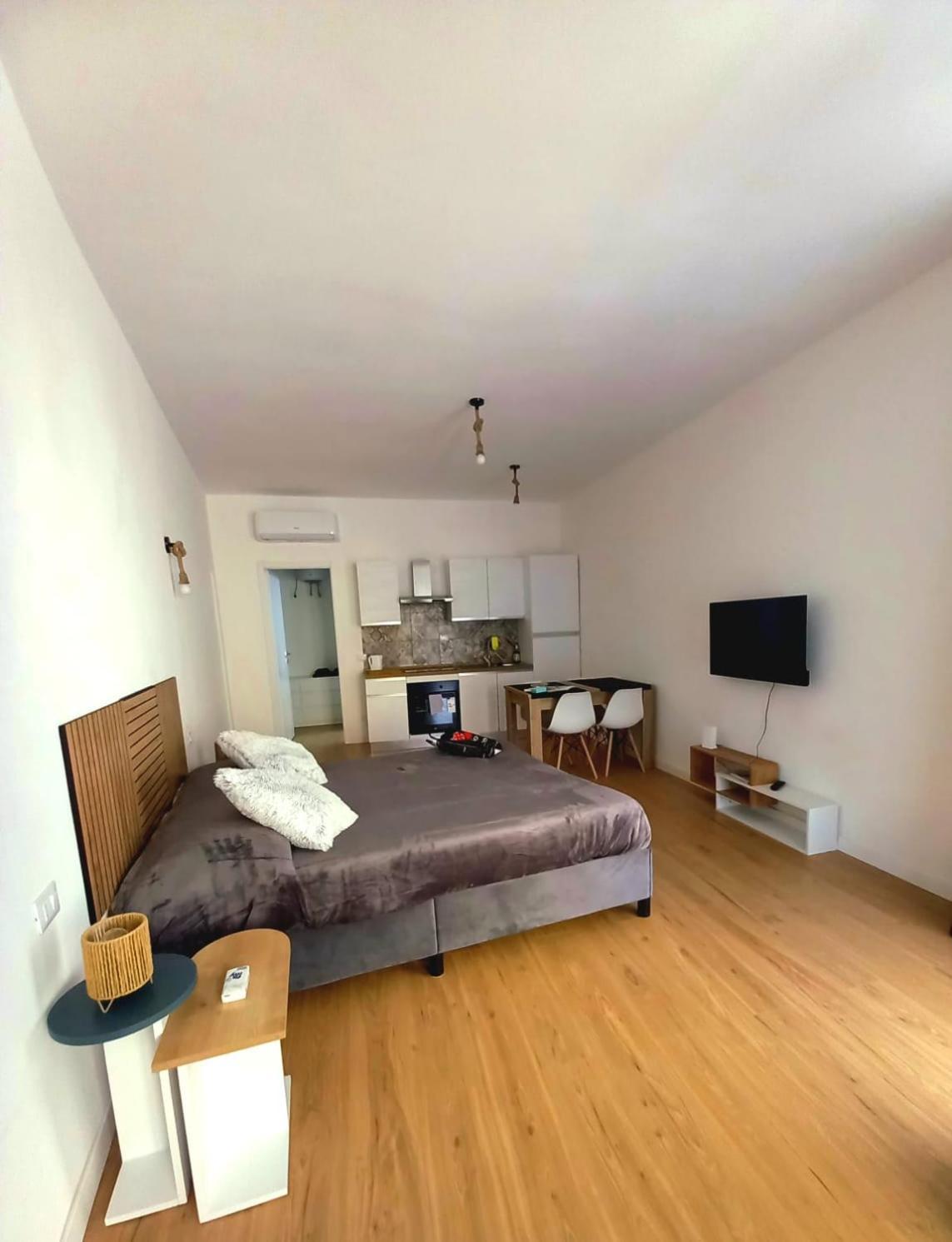 דירות רומא Casa Delle Begonie מראה חיצוני תמונה